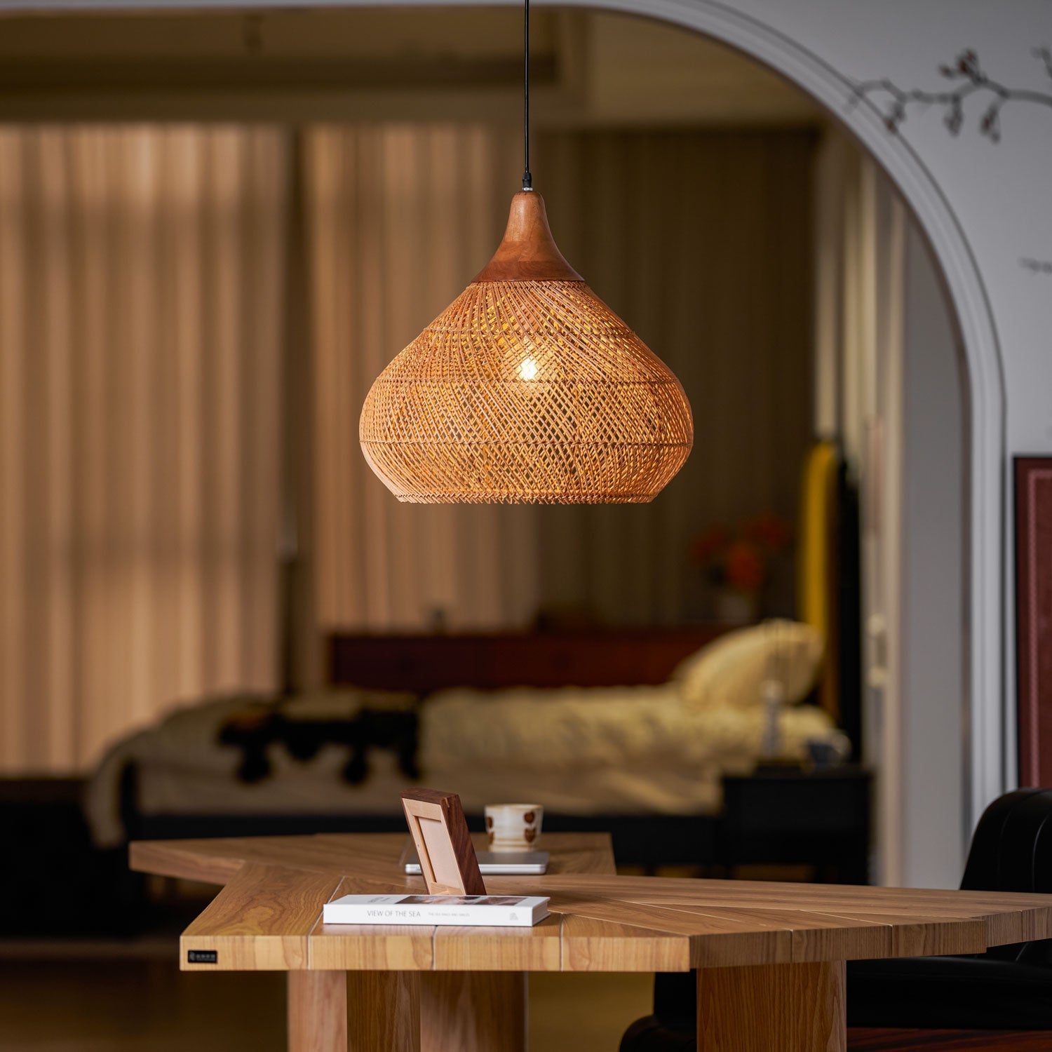 Braided Rattan Pendant Lamp